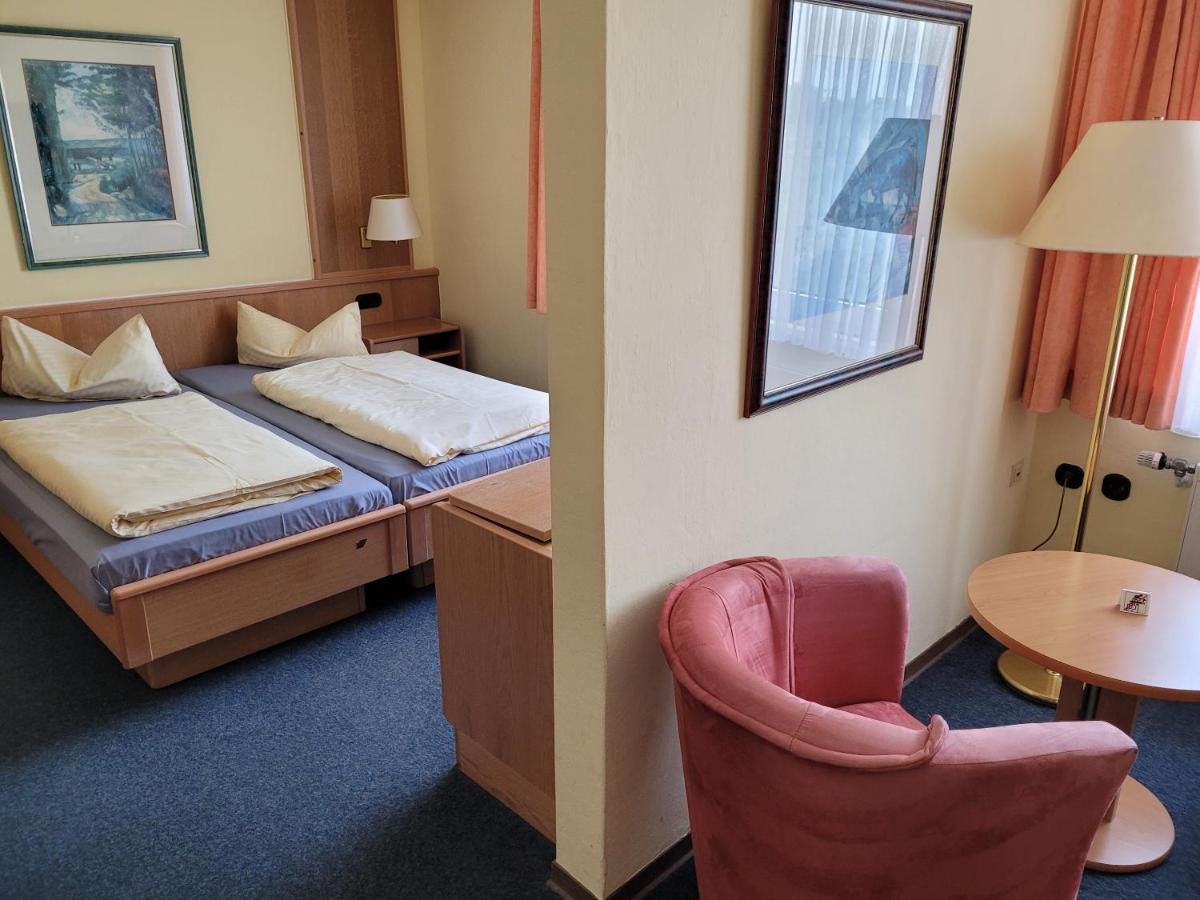 Ems-Hotel Emden Zewnętrze zdjęcie