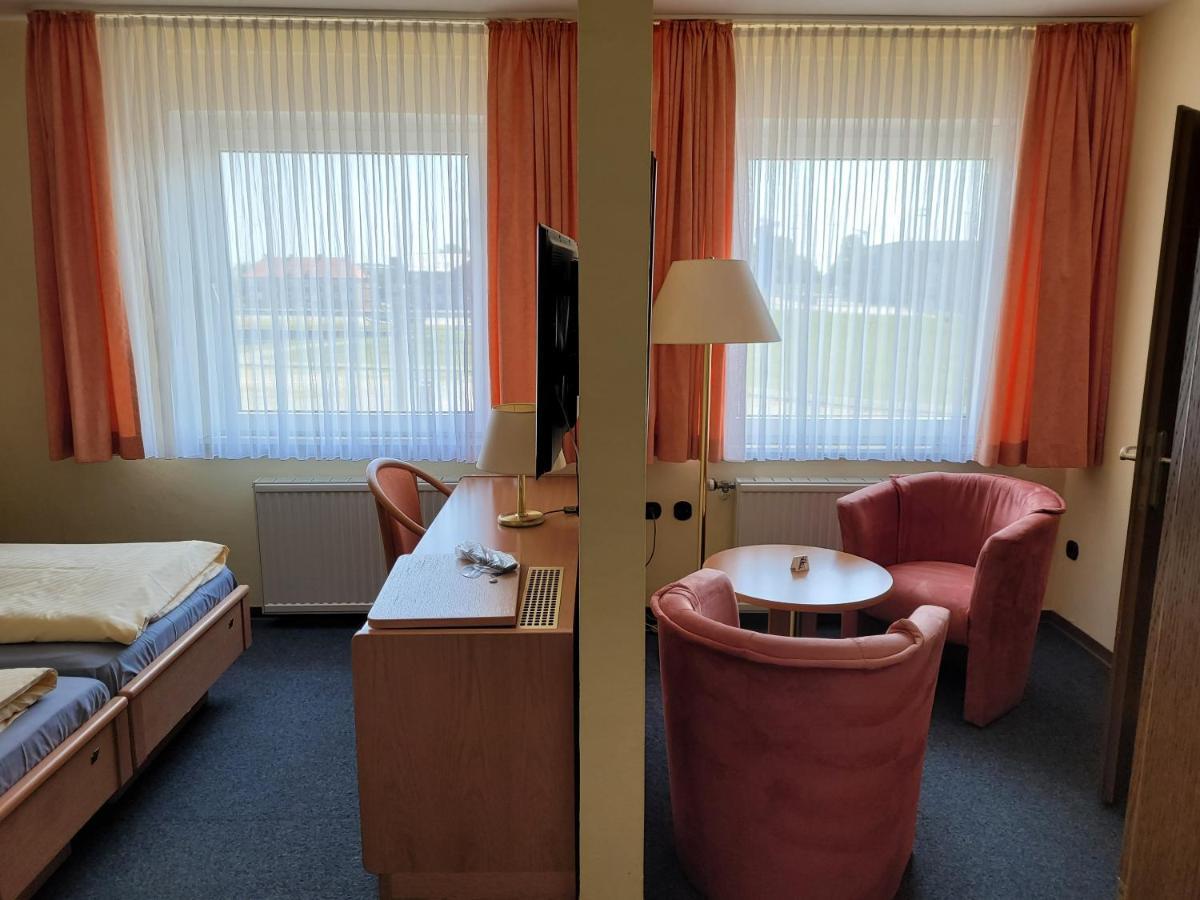 Ems-Hotel Emden Zewnętrze zdjęcie