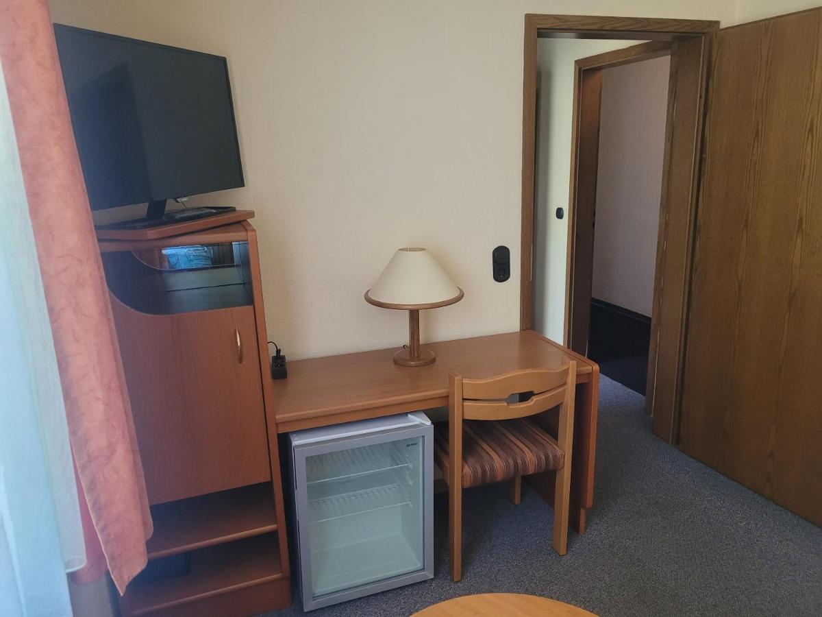 Ems-Hotel Emden Zewnętrze zdjęcie